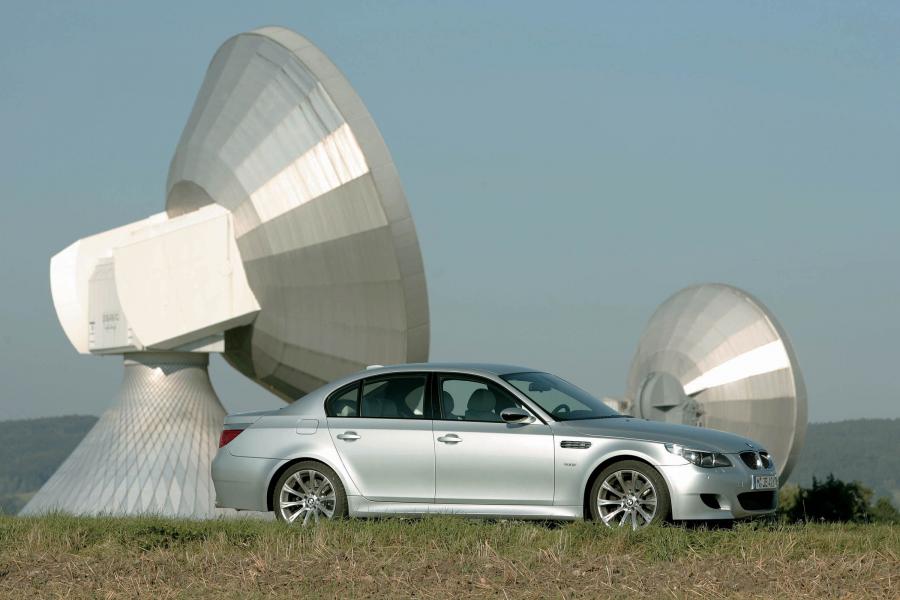  BMW M5 (E60) 2004 года  (WW) (фото 20 из 98)